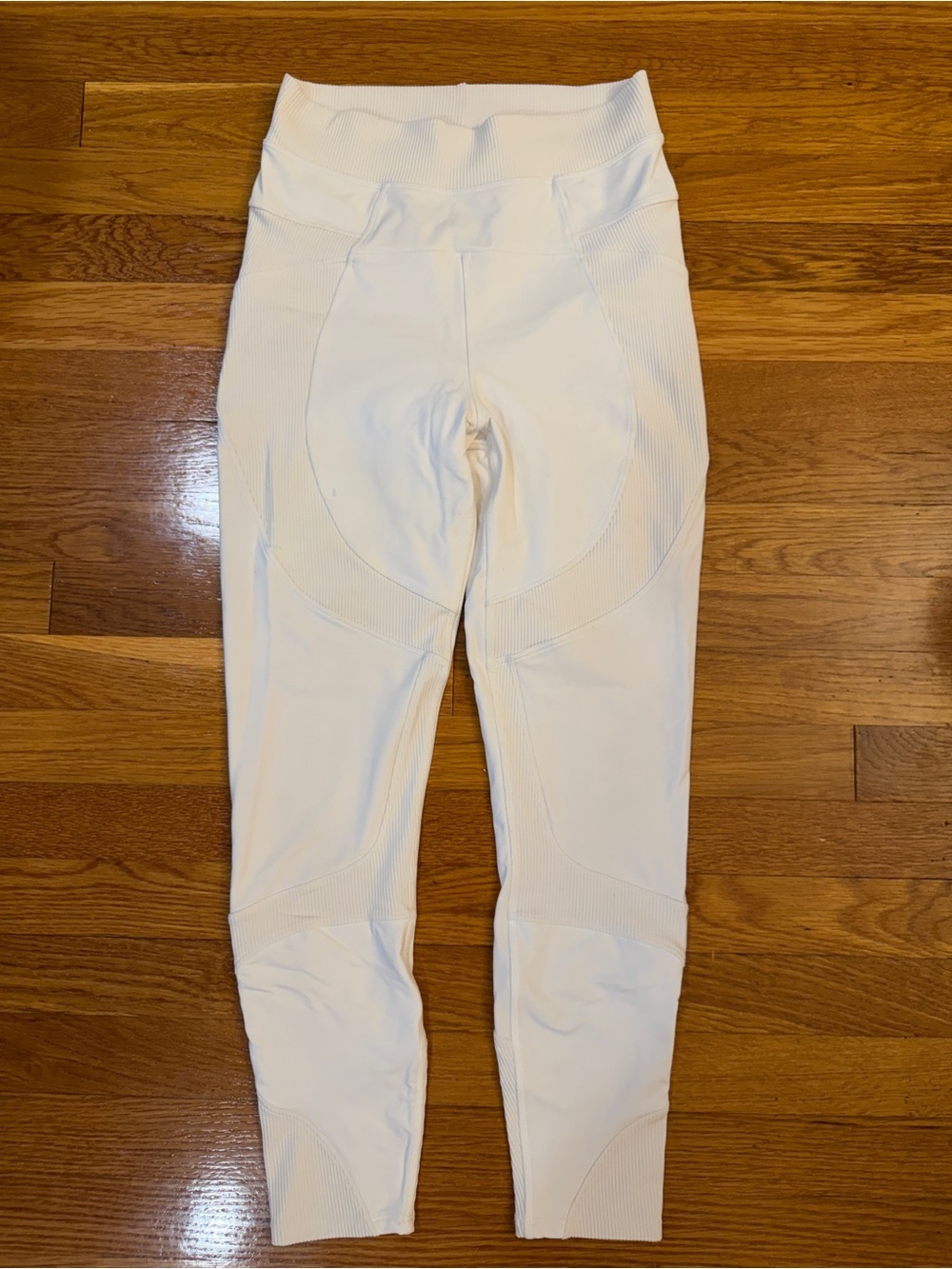 Lululemon New Ambition Super High-Rise Tight Leggings White - Size Est. 4 *FLAW